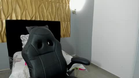 Snapshot of sammy_shy chatting on April 5, 2026, 4:20 am Sammy online show from April 5, 2026, 4:20 am