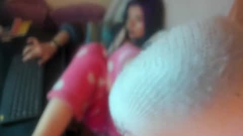   online show from August 7, 2026, 4:36 am