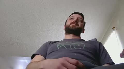 Snapshot of samthebully chatting on February 18, 2026, 10:28 pm SamTheBully online show from February 18, 2026, 10:28 pm