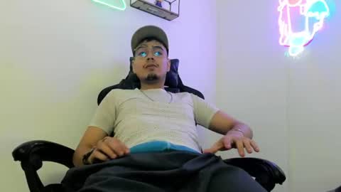 samu_leniz online show from August 7, 2026, 3:58 pm