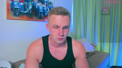 Snapshot of samuel_andrew chatting on December 14, 2024, 5:51 am Samuel online show from December 14, 2024, 5:51 am