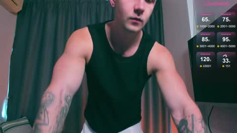 Snapshot of samuel_andrew chatting on February 5, 2025, 4:59 am Samuel online show from February 5, 2025, 4:59 am