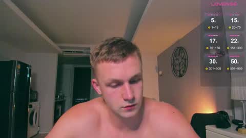 Snapshot of samuel_andrew chatting on September 20, 2025, 7:31 am Samuel online show from September 20, 2025, 7:31 am