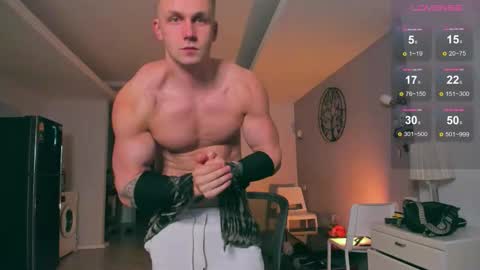 Snapshot of samuel_andrew chatting on October 29, 2025, 6:48 am Samuel online show from October 29, 2025, 6:48 am