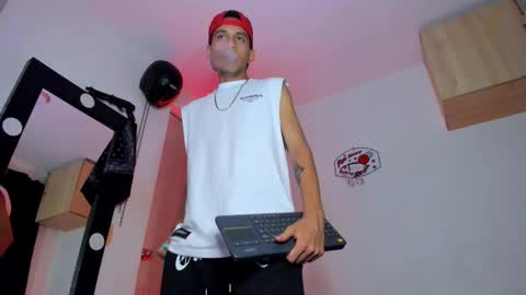   online show from January 8, 2026, 1:41 am