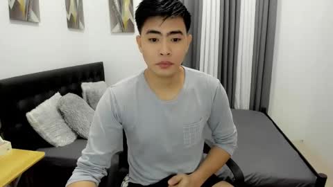 Sam online show from November 3, 2025, 6:03 am