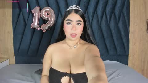 S A M Y  G R E Y  online show from November 2, 2025, 3:09 am