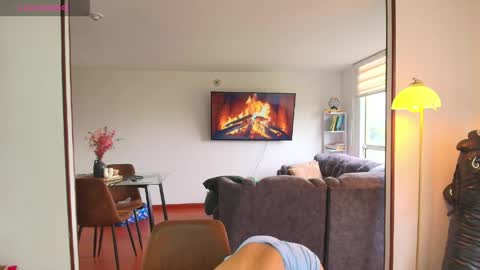 Snapshot of samy_jonnes_ chatting on April 21, 2026, 9:50 pm Hello I am absent due to a family calamity I will return soon-hola estoy ausente por un problema familiar volvere pronto. online show from April 21, 2026, 9:50 pm
