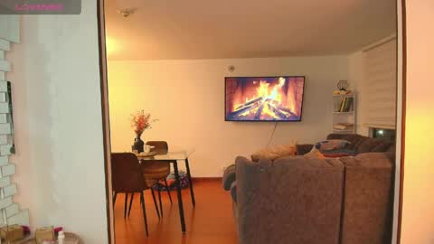 Snapshot of samy_jonnes_ chatting on April 24, 2026, 12:13 am Hello I am absent due to a family calamity I will return soon-hola estoy ausente por un problema familiar volvere pronto. online show from April 24, 2026, 12:13 am