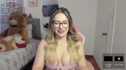 Samanta online show from March 25, 2026, 12:44 pm