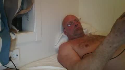 sandnesrune523 online show from November 11, 2025, 6:24 am