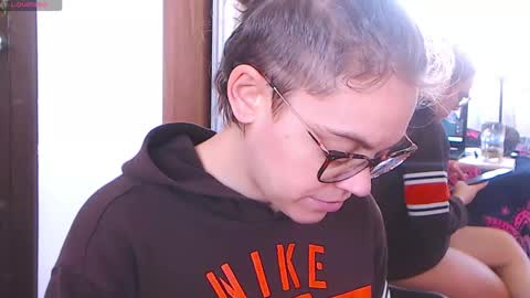 Snapshot of sandra10031989 chatting on February 19, 2025, 2:23 pm Sandra online show from February 19, 2025, 2:23 pm