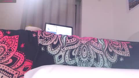 Snapshot of sandra10031989 chatting on March 1, 2025, 8:53 pm Sandra online show from March 1, 2025, 8:53 pm