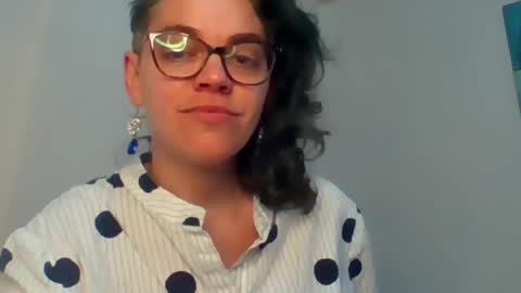 Sandra online show from May 8, 2026, 4:34 pm