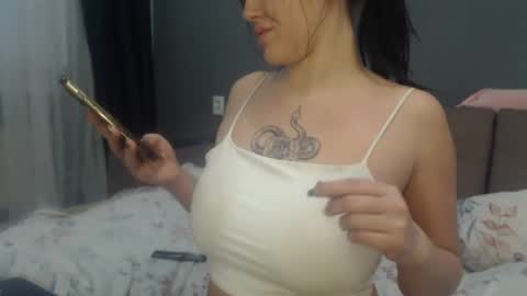 sandra_smith3007 online show from January 13, 2026, 6:18 am