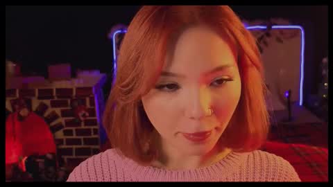 Snapshot of sandraboyl chatting on December 16, 2025, 9:36 am Sandy online show from December 16, 2025, 9:36 am