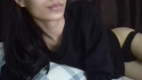 sandra for your pleasure online show from February 4, 2026, 11:42 pm