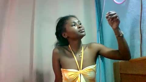 sandricaaa online show from February 24, 2026, 5:05 am