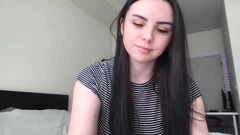 Sandra online show from March 9, 2025, 9:03 pm