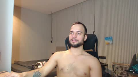 DeAlex online show from March 1, 2025, 1:40 pm