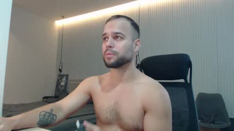 DeAlex online show from October 1, 2025, 9:37 am