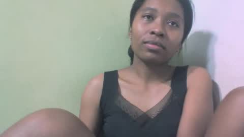 sandy735579 online show from October 31, 2025, 8:10 pm