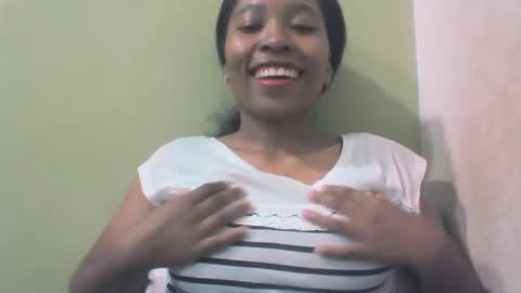 sandy735579 online show from April 14, 2026, 3:34 am