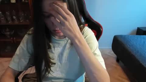 Sandy online show from December 10, 2024, 9:12 am