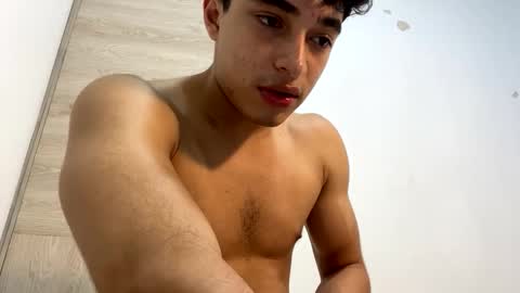 santi36rt online show from February 3, 2026, 2:53 am