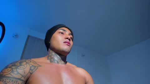 Santi Ferrer online show from May 6, 2026, 1:36 am