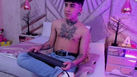 SantiAbader online show from December 3, 2025, 12:25 pm