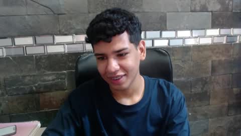 santi online show from November 20, 2025, 1:17 am