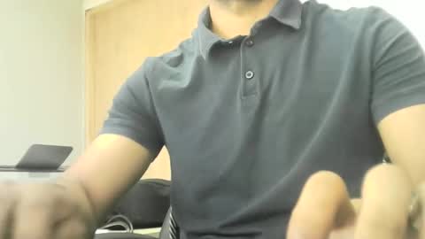 Snapshot of santiagooficial18 chatting on January 10, 2025, 6:17 pm Santiago online show from January 10, 2025, 6:17 pm