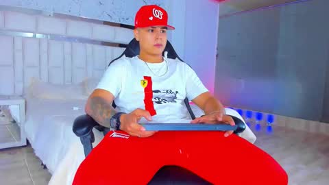 Santi Reyes online show from November 28, 2025, 6:05 am