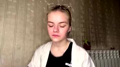 Rina online show from June 27, 2026, 7:35 am