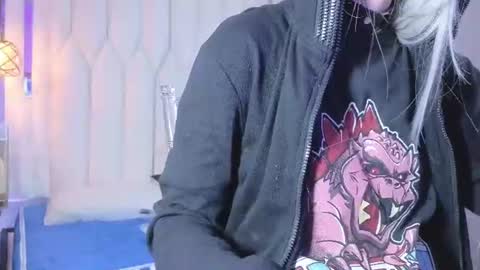 Snapshot of santsara chatting on June 29, 2026, 12:05 pm SANTSARA online show from June 29, 2026, 12:05 pm