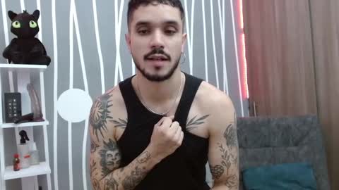 Snapshot of santti_torres chatting on September 25, 2025, 3:10 am Santy Torres online show from September 25, 2025, 3:10 am