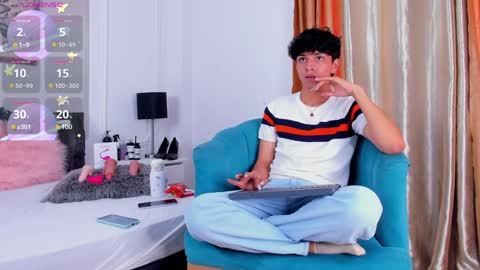 Snapshot of santy_carrington chatting on February 3, 2025, 8:03 pm Santiago Carrington online show from February 3, 2025, 8:03 pm