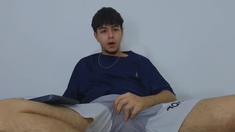 Snapshot of santybig18 chatting on February 4, 2025, 11:16 pm santybig18 online show from February 4, 2025, 11:16 pm