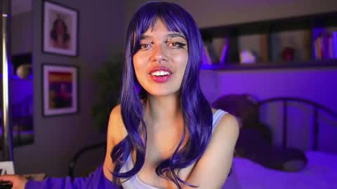 Snapshot of saphyralux chatting on May 15, 2026, 9:27 am saphyralux online show from May 15, 2026, 9:27 am