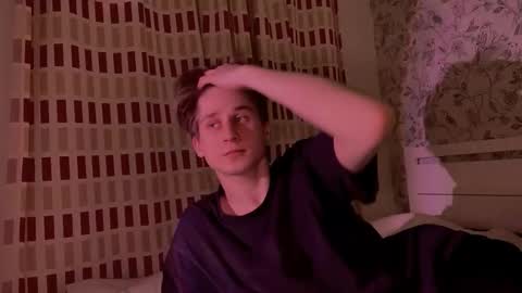 sapph1res online show from February 27, 2026, 7:36 pm