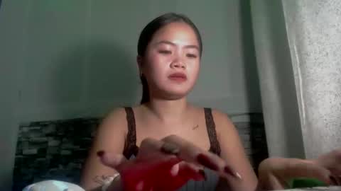 Snapshot of sapphire_amora chatting on October 1, 2025, 1:17 pm sapphire_amora online show from October 1, 2025, 1:17 pm
