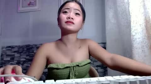 Snapshot of sapphire_amora chatting on October 21, 2025, 3:13 pm sapphire_amora online show from October 21, 2025, 3:13 pm
