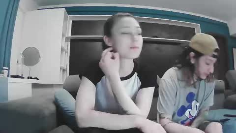 sapphirevelvet online show from May 2, 2026, 11:32 pm