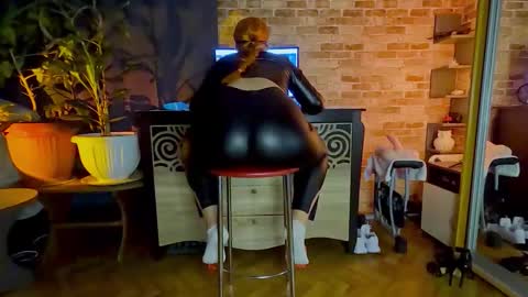 Snapshot of sara__foxy chatting on February 27, 2026, 2:33 am sara foxy online show from February 27, 2026, 2:33 am