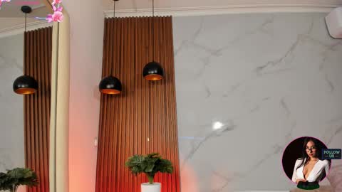 Snapshot of sara__gomezz chatting on March 2, 2026, 7:15 am S A R A G online show from March 2, 2026, 7:15 am