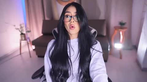 Snapshot of sara_albrecht chatting on March 3, 2025, 12:27 pm Sara  online show from March 3, 2025, 12:27 pm