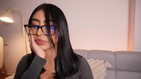 Snapshot of sara_albrecht chatting on February 3, 2026, 2:53 am Sara online show from February 3, 2026, 2:53 am