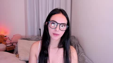 Sara  online show from April 9, 2026, 6:19 am