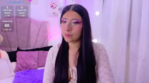 Snapshot of sara_blum_ chatting on July 10, 2026, 6:43 pm SARA online show from July 10, 2026, 6:43 pm